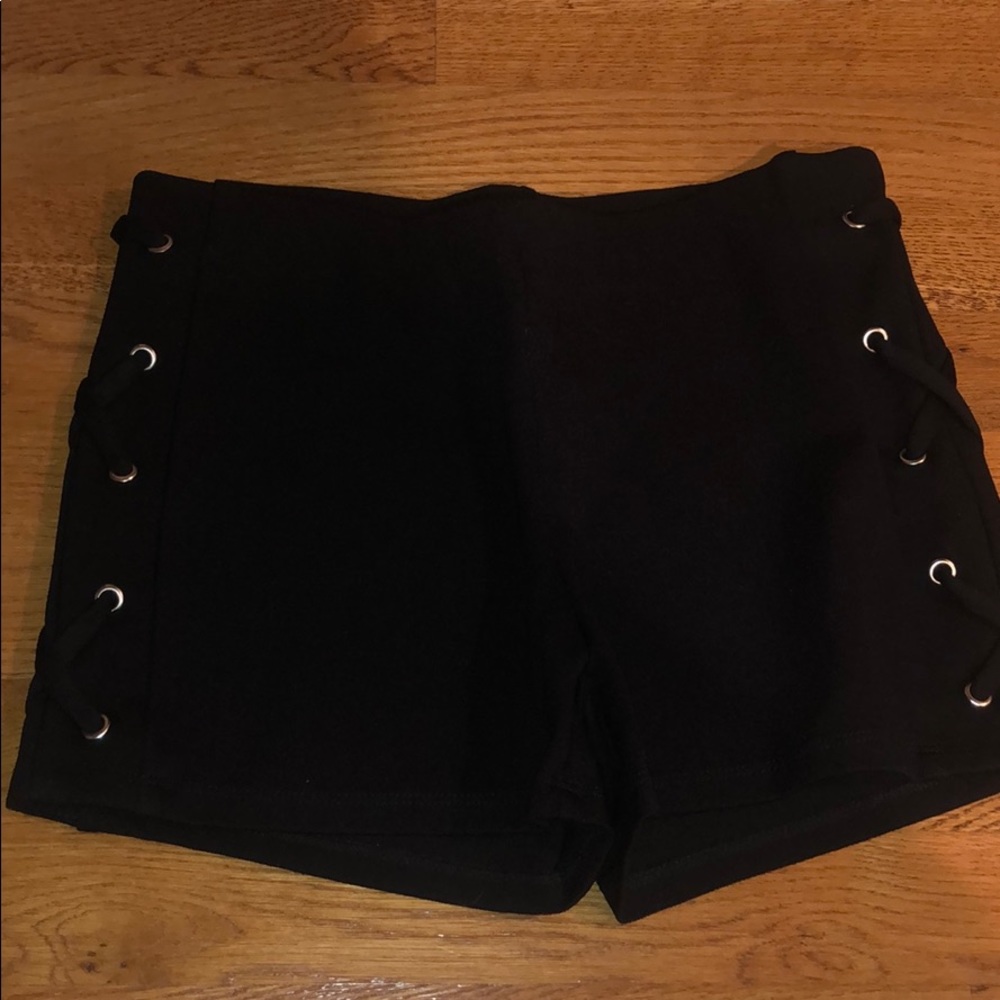 Mixology show stopper shorts